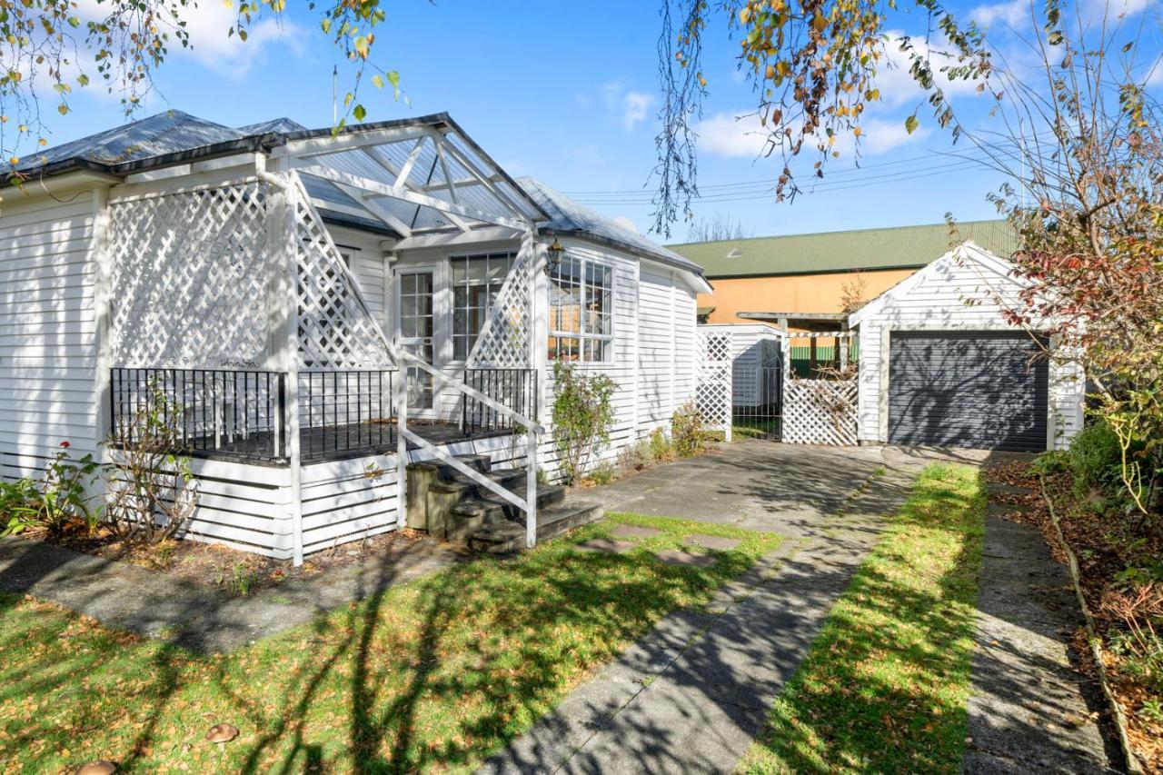 Centrally Located - Greytown Holiday Home Exterior photo